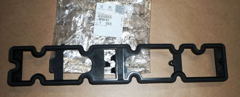 Uszczelka pokrywy głowicy Citroen C4 Peugeot 307 2.0