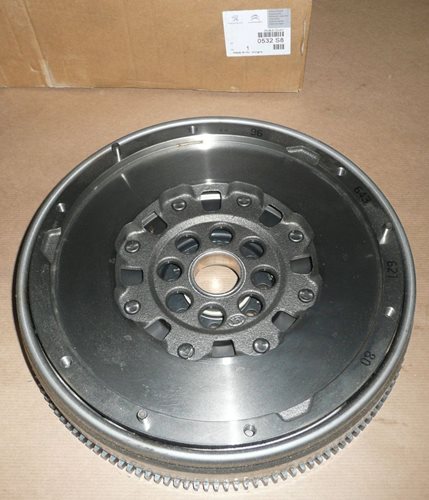 Koło dwumasowe Citroen C5 III C6 C8 2.2 Hdi