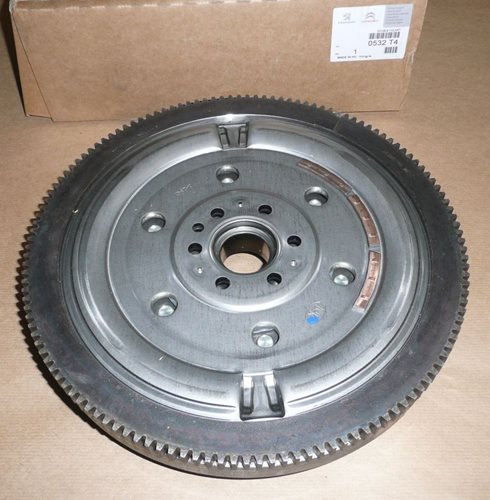 Koło dwumasowe Citroen C3 II Peugeot 207 2008 1.6 Hdi