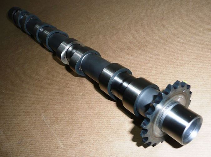Wałek rozrządu Citroen C4 C5 Peugeot 307 308 2.0 Hdi