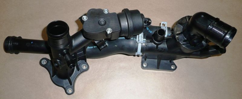 Obudowa termostatu Renault Megane III 1.6 Dci