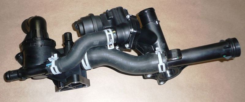Obudowa termostatu Renault Megane III 1.6 Dci