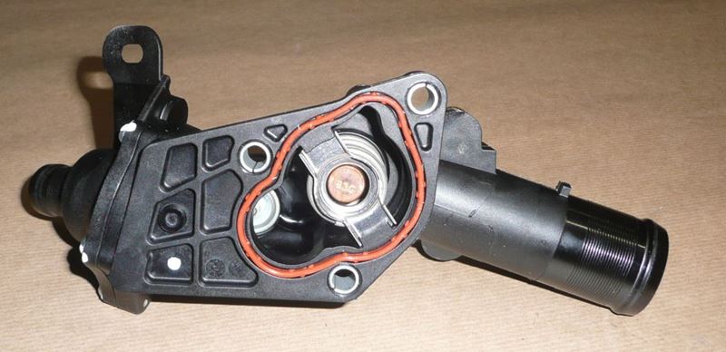 Obudowa termostatu Renault Clio IV 1.5 Dci