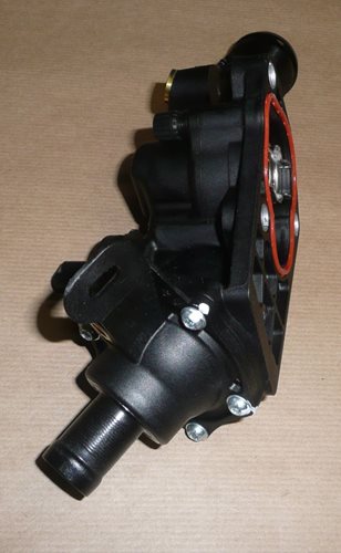 Obudowa termostatu Renault Clio IV 1.5 Dci