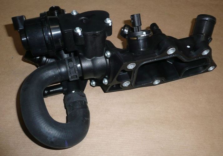 Obudowa termostatu Renault Clio IV 0.9 Tce