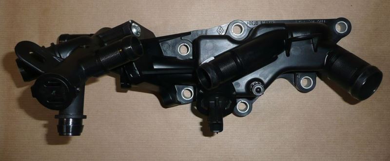Obudowa termostatu Renault Clio IV 0.9 1.2 Tce