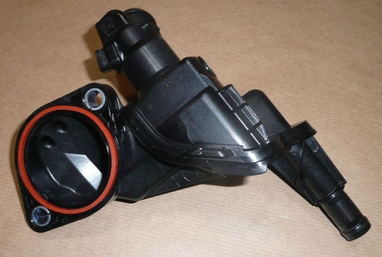 Obudowa termostatu Renault Clio IV 0.9 Tce