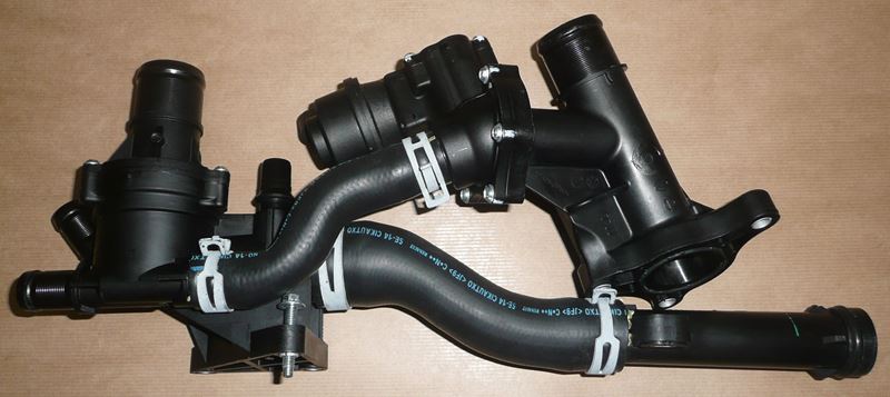 Obudowa termostatu Renault Megane III 1.6 Dci