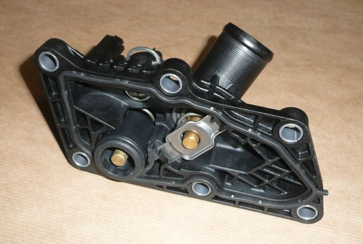Obudowa termostatu Renault Clio V 1.0 Sce H4D