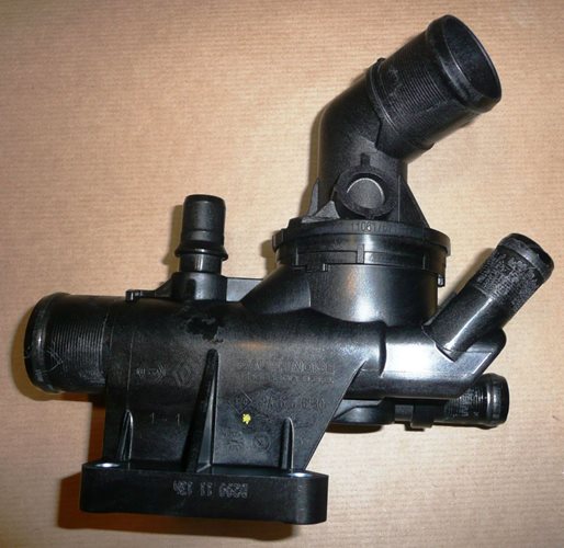 Obudowa termostatu Renault Megane III 1.6 Dci