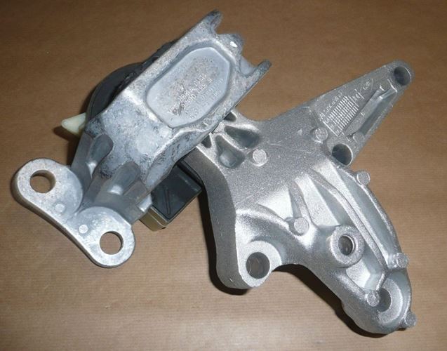 Poduszka silnika Renault Megane III 1.5 Dci