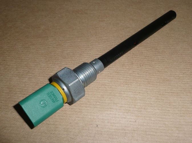 Czujnik poziomu oleju Citroen C4 Peugeot 307 2.0 Hdi