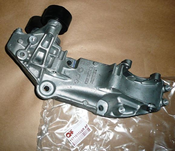 Łapa alternatora Renault Master III 2.3 Dci
