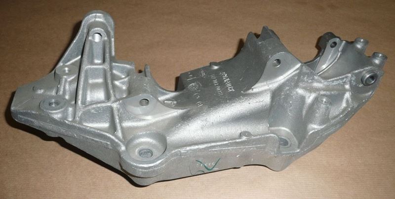 Łapa alternatora Renault Master III 2.3 Dci