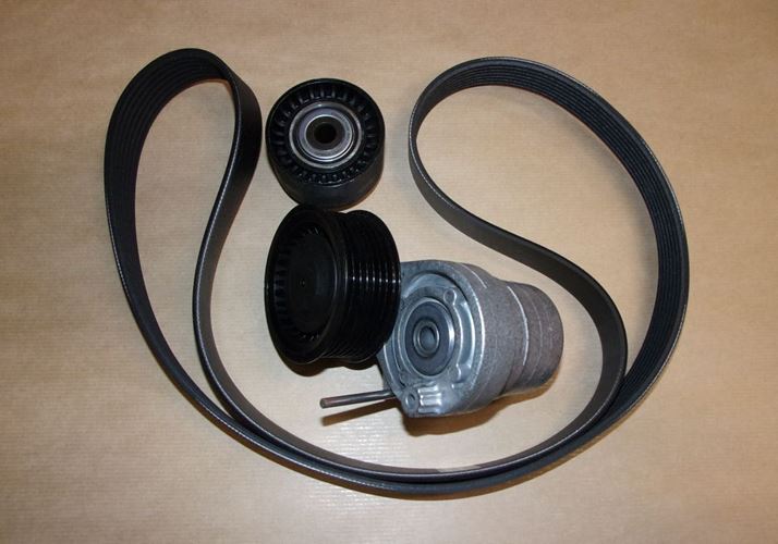 Komplet paska klinowego Renault Twingo III 0.9 1.0 Tce