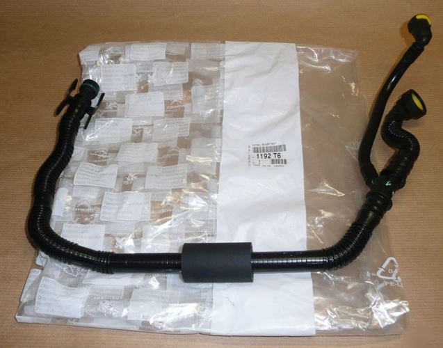 Przewód odmy oleju Citroen C5 Jumpy Peugeot 206 2.0