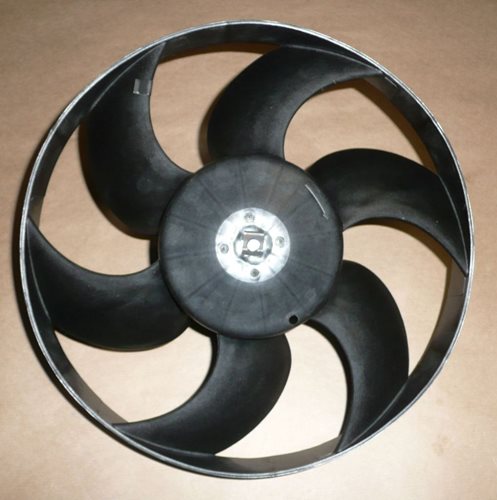 Wentylator chłodnicy Peugeot 306 Partner 1.8i 1.9 D
