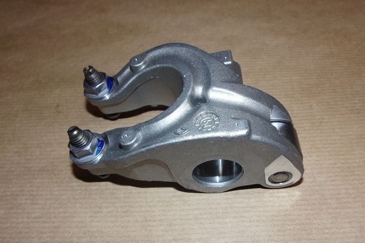 Dźwignia zaworów Renault Clio III 1.2 16V D4F