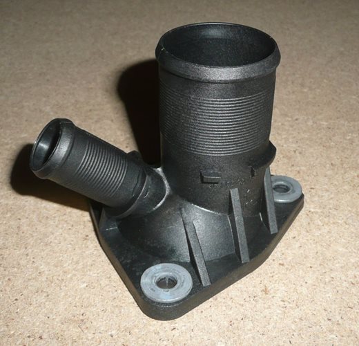 Obudowa termostatu Citroen Peugeot XUD7 9