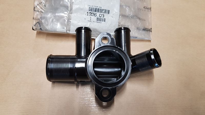OBUDOWA TERMOSTATU 1.9D DW8