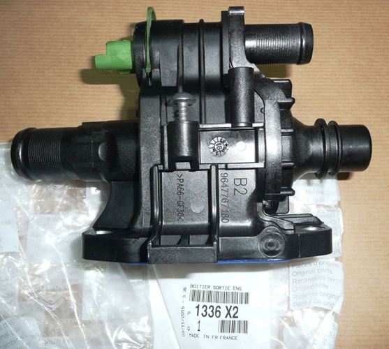 Obudowa termostatu Citroen Berlingo Peugeot 206 207