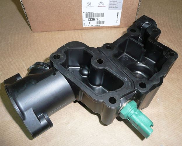 OBUDOWA TERMOSTATU C BERLINGO,C2,XSARA 2