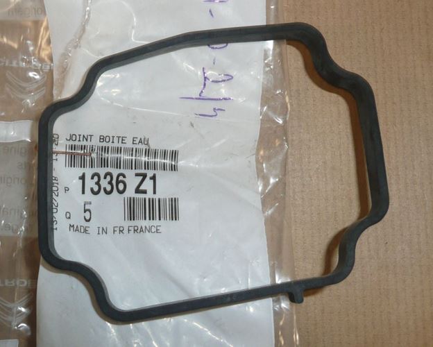 Uszczelka obudowy termostatu 1.6 16V