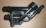 Obudowa termostatu Citroen C4 C5 II III Peugeot 307