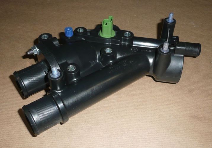 Obudowa termostatu Citroen C4 C5 II III Peugeot 307