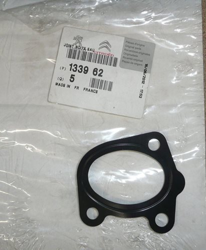 Uszczelka obudowy termostatu Peugeot Citroen DW8