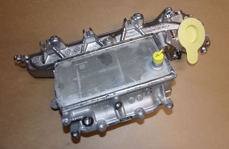 Kolektor ssący Renault Scenic IV 1.7 Dci