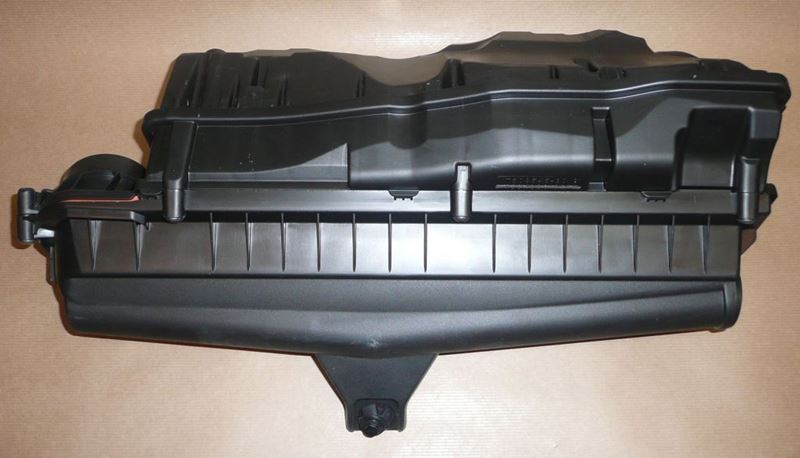 Obudowa filtra powietrza Citroen C3 C4 Peugeot 308 1.6 16V