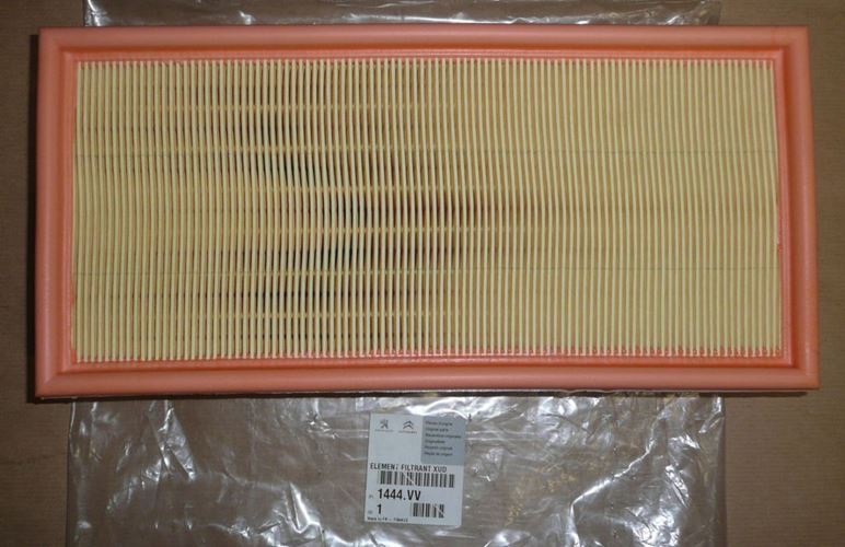 Filtr powietrza Citroën AX, BX, C5, Expert, Peugeot 405 1.9D/TD