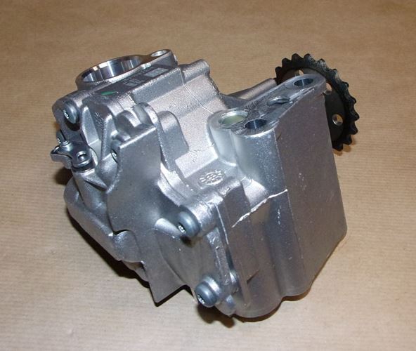 Pompa oleju Renault Alaskan Master III 2.3 Dci
