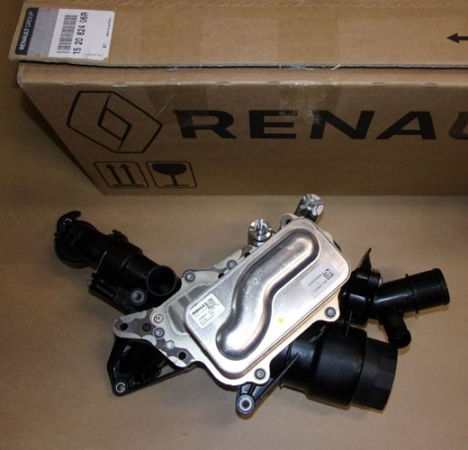 Obudowa filtra + chłodnica oleju Renault Megane IV