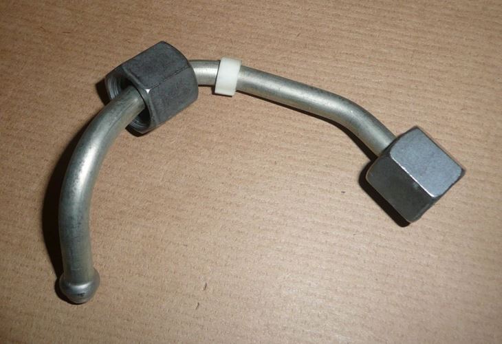 Przewód wtryskowy Citroen C5 X7 Peugeot 407 2.2 Hdi