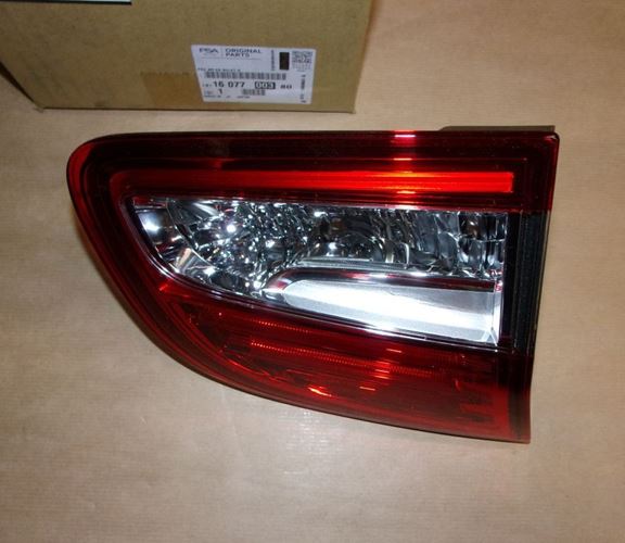 Lampa tylna Citroen C4 Aircross lewa