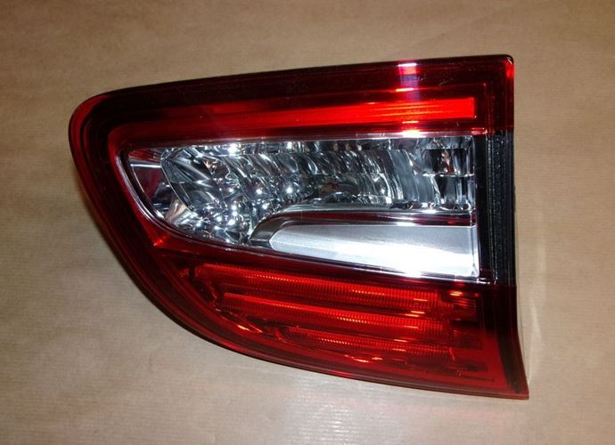 Lampa tylna Citroen C4 Aircross lewa