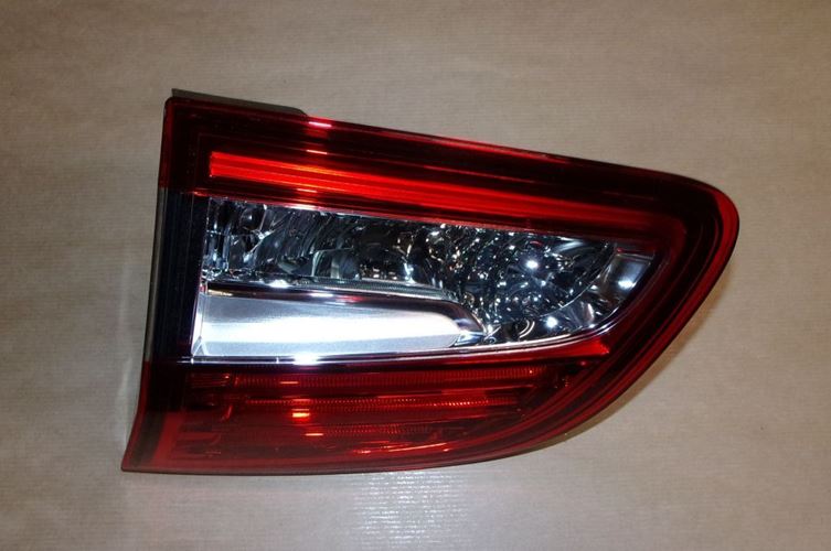 Lampa tylna Citroen C4 Aircross prawa