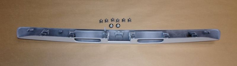 Listwa ozdobna klapy tylnej Peugeot 308