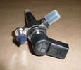 Wtryskiwacz Citroen C4 II Peugeot 5008 3008 1.6 Blue Hdi