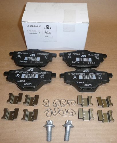 Klocki hamulcowe Citroen C4 Picasso II Peugeot 308 tył