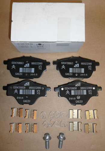 Klocki hamulcowe Citroen C4 Picasso II Peugeot 308 tył