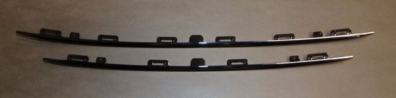 Listwa ozdobna grilla Peugeot 308 II