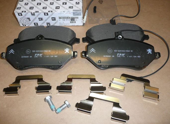 Klocki hamulcowe Citroen C5 III Citroen C6 Peugeot 407 607 przód
