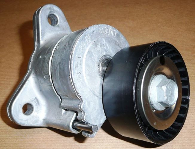 Napinacz alternatora Citroen C-Crosser Peugeot 4007
