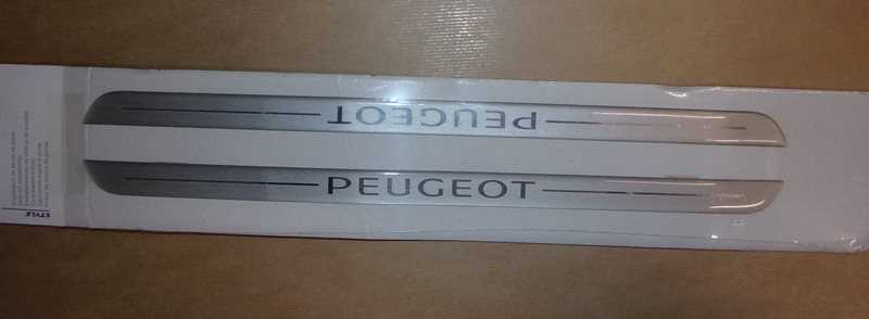 Nakładki progu Peugeot 108 301