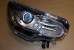 Reflektor Citroen C4 II prawy