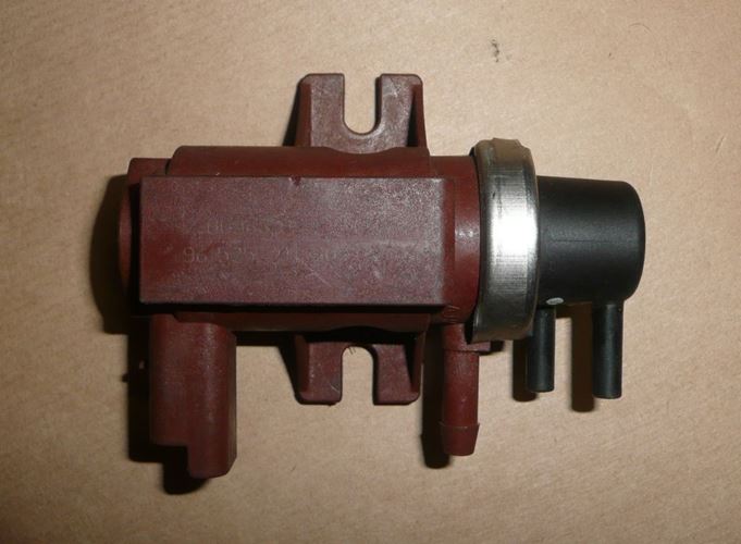 Elektrozawór turbo Citroen C4 Peugeot 307 407 2.0 Hdi