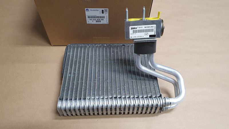 Parownik klimatyzacji Citroen C4 DS4 Peugeot 308 RCZ